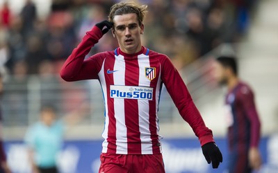 英皇体育-乌克兰队这球防守体系崩溃