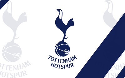 英皇体育独家-克拉马里奇任意球中柱差之毫厘